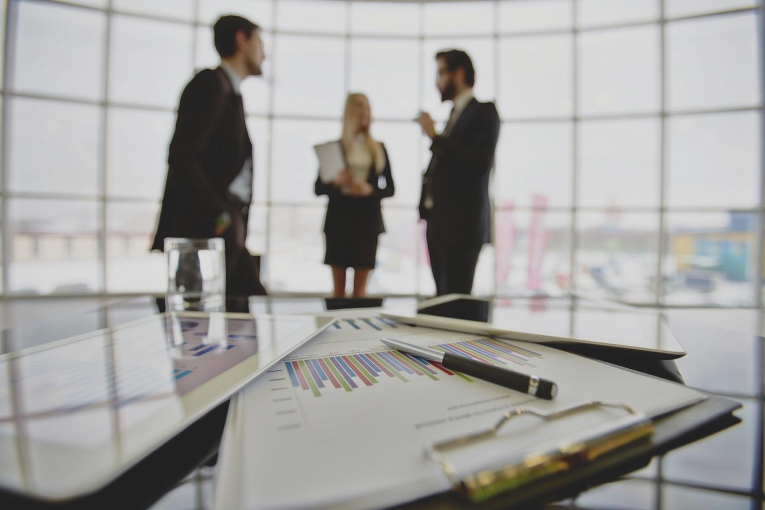 Software testing process showing detailed manual validation on multiple devices and browsers